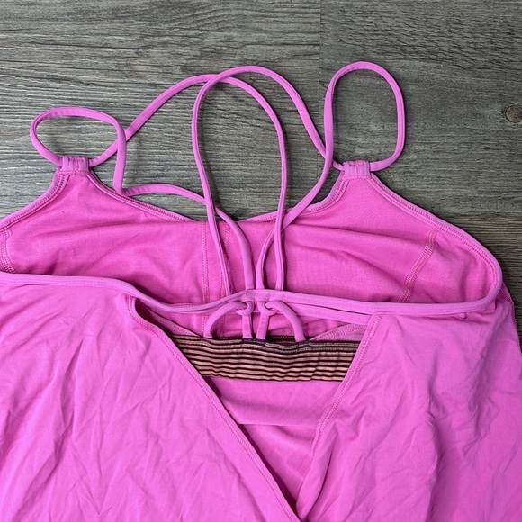 Lululemon Athletica Women’s Make A Move Tank, Paradise Pink, Yoga Tank size 6 - Picture 8 of 13